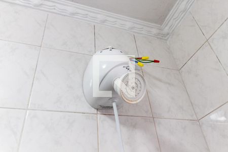 Casa à venda com 163m², 4 quartos e 2 vagasChuveiro