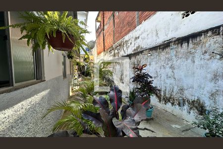 Área externa de casa de condomínio para alugar com 1 quarto, 70m² em Barra da Tijuca, Rio de Janeiro