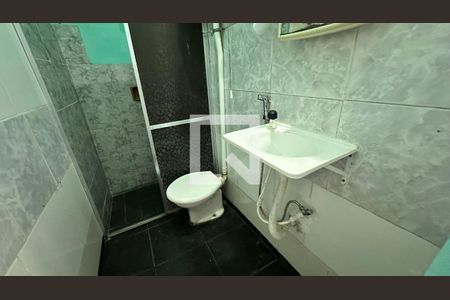 Banheiro de casa de condomínio para alugar com 1 quarto, 70m² em Barra da Tijuca, Rio de Janeiro