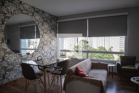 Sala  de apartamento à venda com 2 quartos, 96m² em Bela Vista, São Paulo