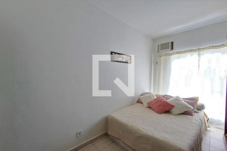 Casa à venda com 370m², 6 quartos e sem vaga Casa à venda com 370m², 6 quartos e sem vagaQuarto 6 - Suíte