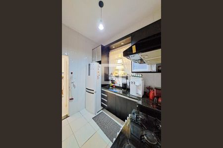 Casa à venda com 370m², 6 quartos e sem vaga Casa à venda com 370m², 6 quartos e sem vagaCozinha 1