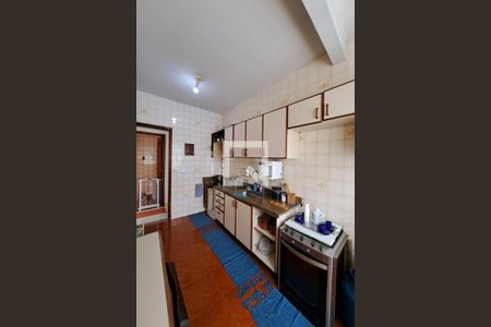 Casa à venda com 370m², 6 quartos e sem vaga Casa à venda com 370m², 6 quartos e sem vagaCozinha 2