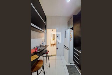 Casa à venda com 370m², 6 quartos e sem vaga Casa à venda com 370m², 6 quartos e sem vagaCozinha 1