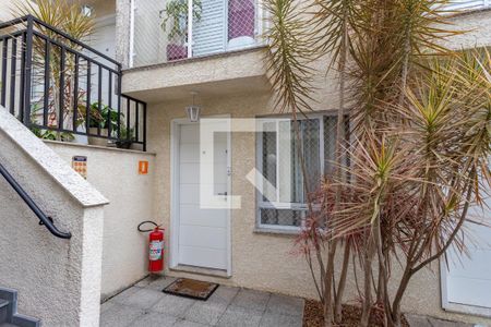 Casa de condomínio à venda com 80m², 2 quartos e 1 vagaEntrada 