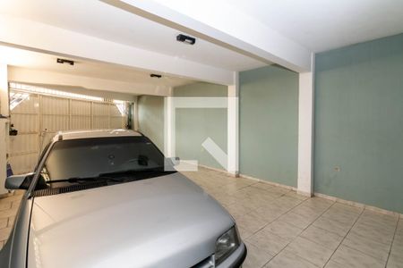 Casa à venda com 142m², 4 quartos e 4 vagas Casa à venda com 142m², 4 quartos e 4 vagasGaragem