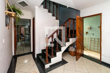 Casa à venda com 142m², 4 quartos e 4 vagas Casa à venda com 142m², 4 quartos e 4 vagasSala