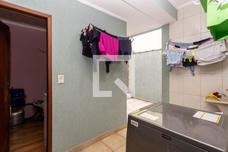 Casa à venda com 142m², 4 quartos e 4 vagas Casa à venda com 142m², 4 quartos e 4 vagasÁrea de Serviço