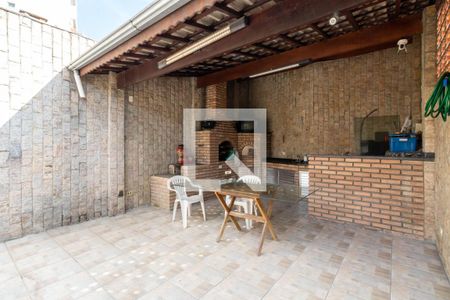 Casa à venda com 142m², 4 quartos e 4 vagas Casa à venda com 142m², 4 quartos e 4 vagasChurrasqueira