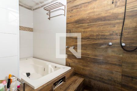 Casa à venda com 142m², 4 quartos e 4 vagas Casa à venda com 142m², 4 quartos e 4 vagasBanheiro da Suíte master