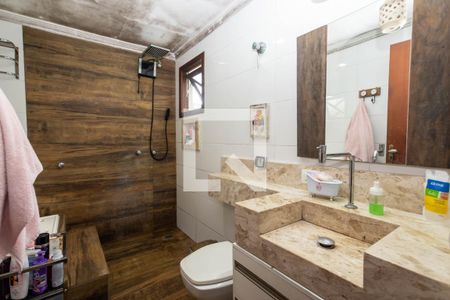 Casa à venda com 142m², 4 quartos e 4 vagas Casa à venda com 142m², 4 quartos e 4 vagasBanheiro da Suíte master