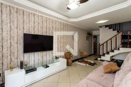 Sala de casa à venda com 4 quartos, 142m² em Vila Rosália, Guarulhos