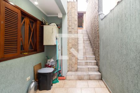 Casa à venda com 142m², 4 quartos e 4 vagas Casa à venda com 142m², 4 quartos e 4 vagasÁrea externa