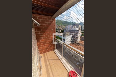 Apartamento à venda com 90m², 2 quartos e 1 vaga Apartamento à venda com 90m², 2 quartos e 1 vagaSacada