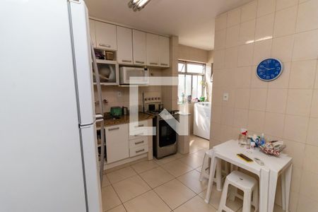 Apartamento à venda com 90m², 2 quartos e 1 vaga Apartamento à venda com 90m², 2 quartos e 1 vagaCozinha
