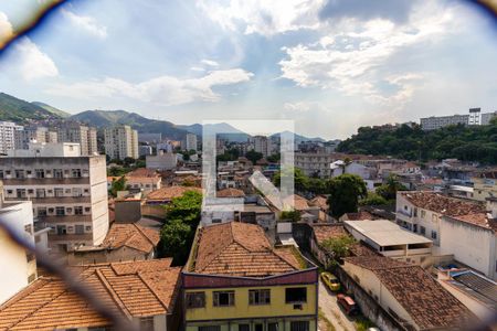 Apartamento à venda com 90m², 2 quartos e 1 vaga Apartamento à venda com 90m², 2 quartos e 1 vagaSacada