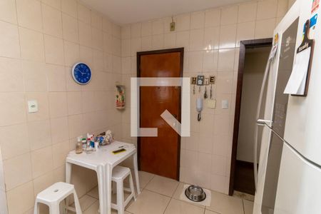 Apartamento à venda com 90m², 2 quartos e 1 vaga Apartamento à venda com 90m², 2 quartos e 1 vagaCozinha