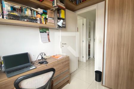 Apartamento para alugar com 120m², 3 quartos e 2 vagasQuarto 3