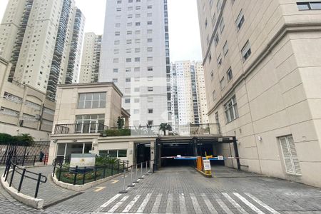 Apartamento para alugar com 120m², 3 quartos e 2 vagasFachada