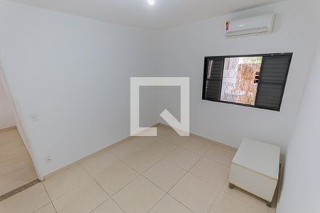 quarto 2 de casa para alugar com 2 quartos, 90m² em Jardim Flamboyant, Campinas