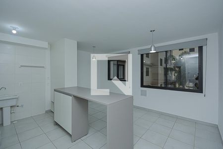 Sala/Cozinha de apartamento para alugar com 1 quarto, 35m² em Jurubatuba, São Paulo