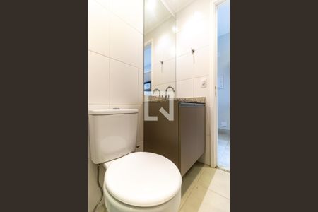 Banheiro - Armário de kitnet/studio à venda com 1 quarto, 29m² em Centro Histórico de São Paulo, São Paulo