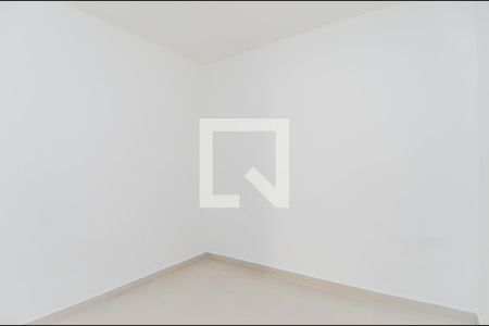 Quarto de casa para alugar com 1 quarto, 50m² em Vila Augusta, Guarulhos