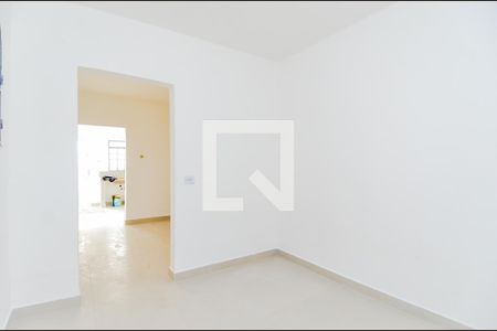 Quarto de casa para alugar com 1 quarto, 50m² em Vila Augusta, Guarulhos