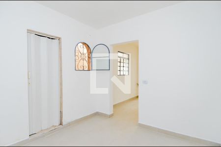 Quarto de casa para alugar com 1 quarto, 50m² em Vila Augusta, Guarulhos
