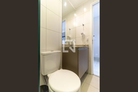 Banheiro - Armário de kitnet/studio à venda com 1 quarto, 29m² em Centro Histórico de São Paulo, São Paulo