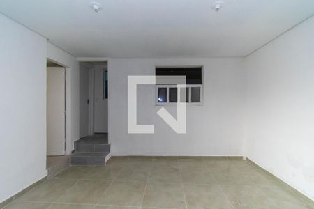 Sala de casa para alugar com 3 quartos, 60m² em Jardim Independência (são Paulo), São Paulo