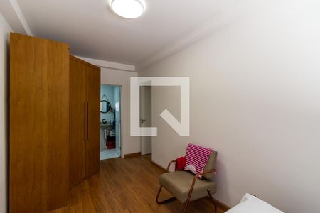 Apartamento para alugar com 74m², 2 quartos e 1 vagaSuíte