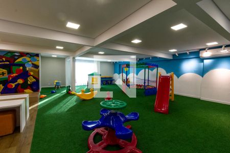 Apartamento para alugar com 74m², 2 quartos e 1 vagaÁrea comum - playground