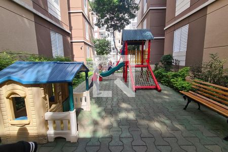 Apartamento à venda com 49m², 2 quartos e 1 vaga Apartamento à venda com 49m², 2 quartos e 1 vagaÁrea comum - Playground