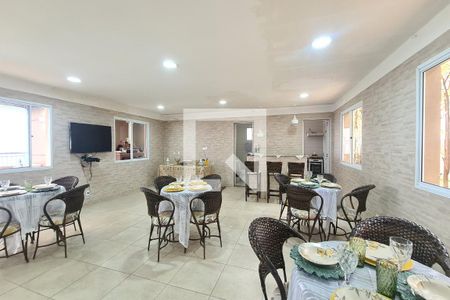 Apartamento à venda com 49m², 2 quartos e 1 vaga Apartamento à venda com 49m², 2 quartos e 1 vagaÁrea comum - Salão de festas