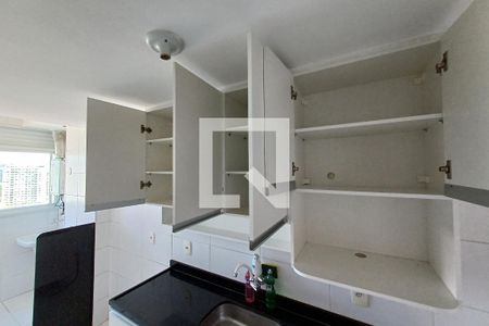 Apartamento à venda com 65m², 2 quartos e 1 vaga Apartamento à venda com 65m², 2 quartos e 1 vagaCozinha - Armários