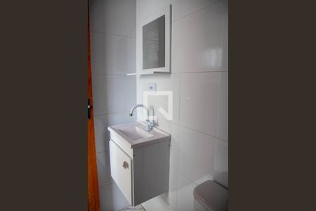 Apartamento para alugar com 27m², 2 quartos e sem vaga Apartamento para alugar com 27m², 2 quartos e sem vagaBanheiro