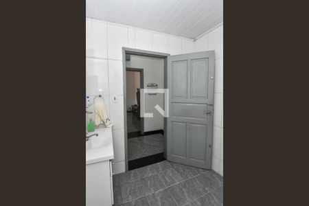 Casa à venda com 600m², 2 quartos e 3 vagasBanheiro