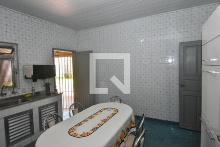 Casa à venda com 600m², 2 quartos e 3 vagasCozinha