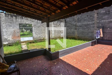 Casa à venda com 600m², 2 quartos e 3 vagasQuintal