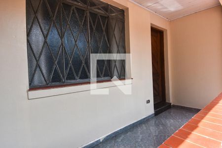 Casa à venda com 600m², 2 quartos e 3 vagasEntrada