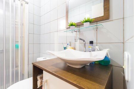 Apartamento à venda com 47m², 2 quartos e 1 vagaDetalhe - Banheiro