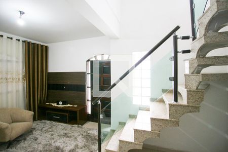 Sala de casa à venda com 3 quartos, 170m² em Jardim Helena, São Paulo