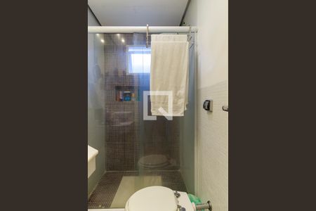 Casa à venda com 280m², 3 quartos e 3 vagasSuíte - Banheiro