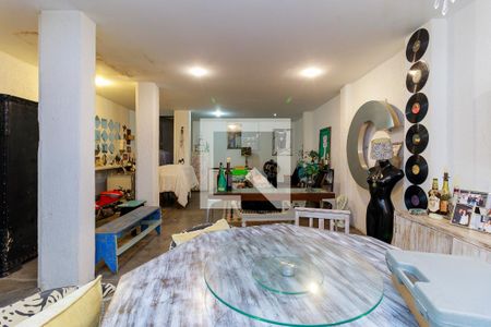 Casa à venda com 280m², 3 quartos e 3 vagasÁrea de Lazer