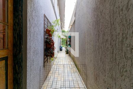 Casa à venda com 280m², 3 quartos e 3 vagasCorredor