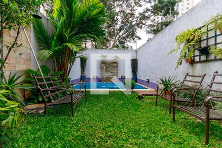 Casa à venda com 280m², 3 quartos e 3 vagasPiscina