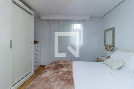 Casa à venda com 280m², 3 quartos e 3 vagasSuíte