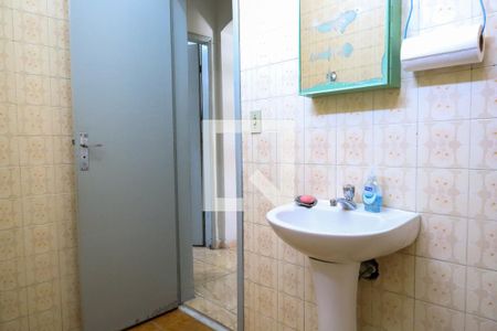 Casa à venda com 204m², 2 quartos e 3 vagas Casa à venda com 204m², 2 quartos e 3 vagasBanheiro