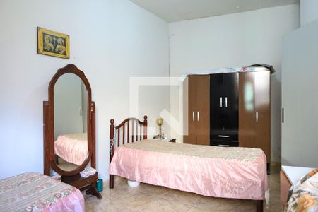 Casa à venda com 204m², 2 quartos e 3 vagas Casa à venda com 204m², 2 quartos e 3 vagasQuarto 2